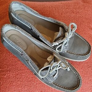 Sperry Gray Loafers with Moccasin Style Sz 8M